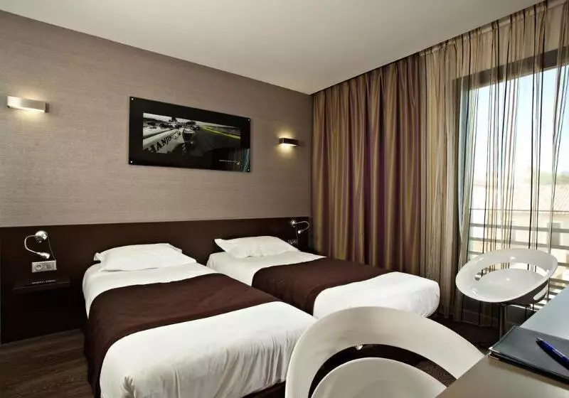 Отель Grand Prix Hôtel & Restaurant