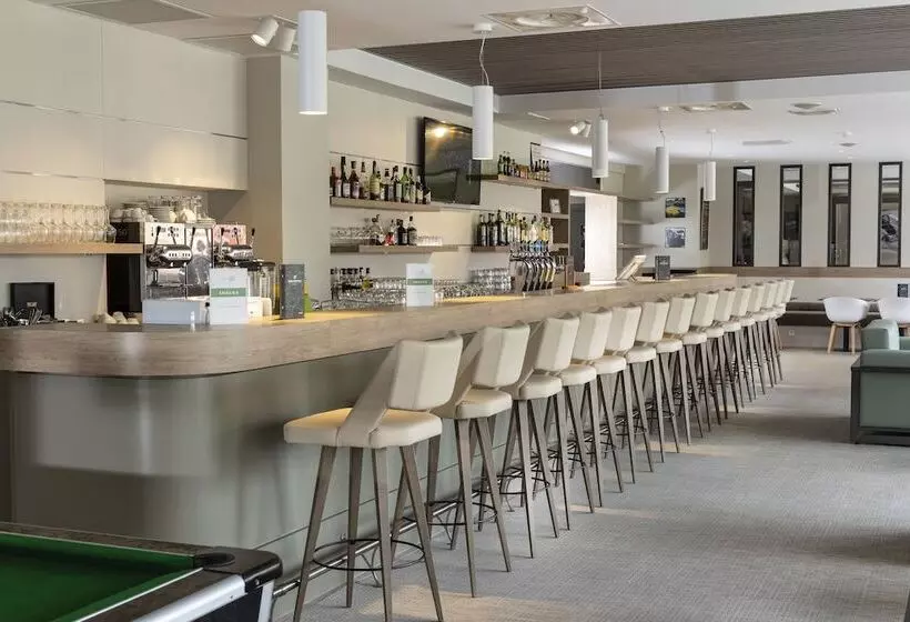 Отель Grand Prix Hôtel & Restaurant