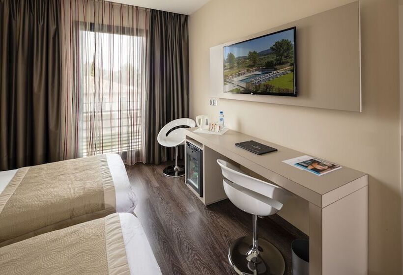 호텔 Grand Prix Hôtel & Restaurant