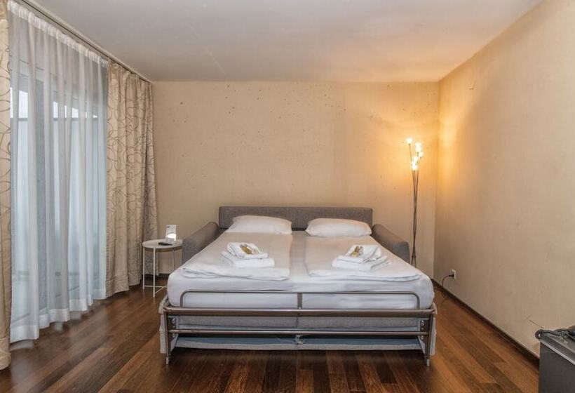 فندق Residence Loren  Contact & Contactless Checkin