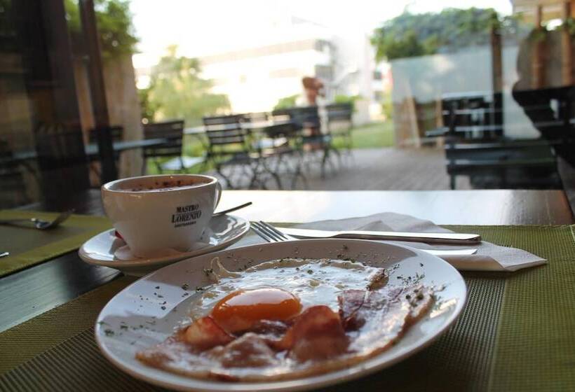 فندق Residence Loren  Contact & Contactless Checkin