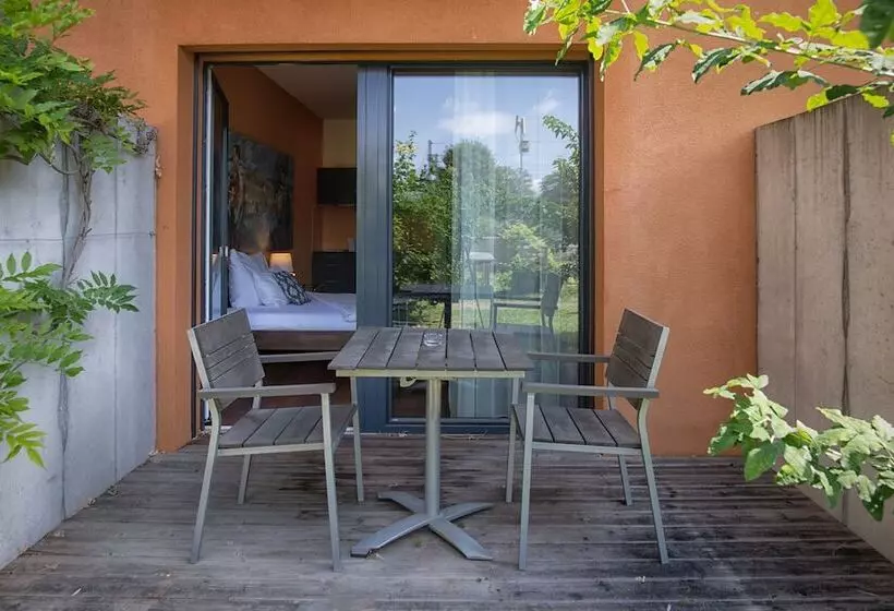 Hotel Residence Loren Contact & Contactless Checkin