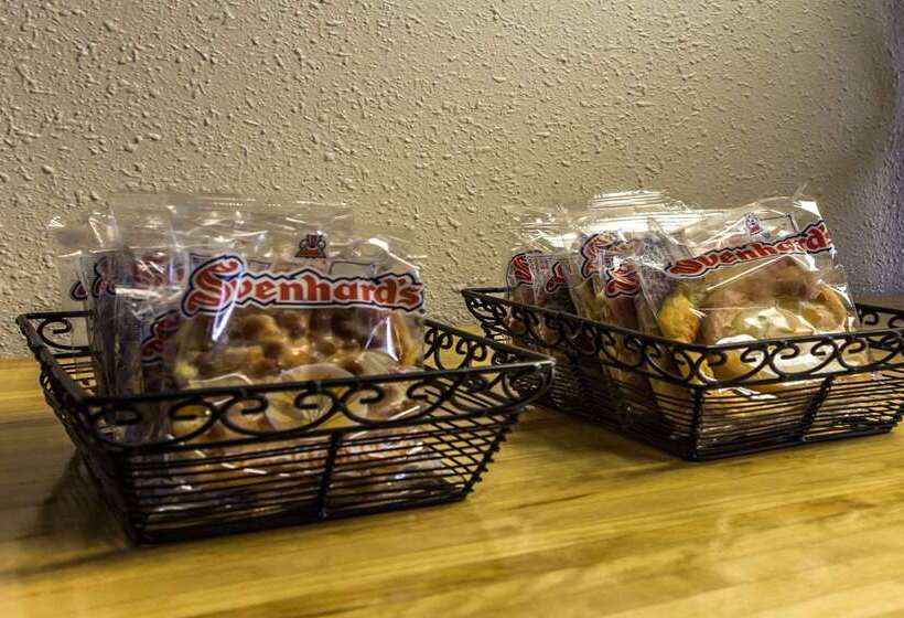 هتل Rodeway Inn Charlotte Downtown