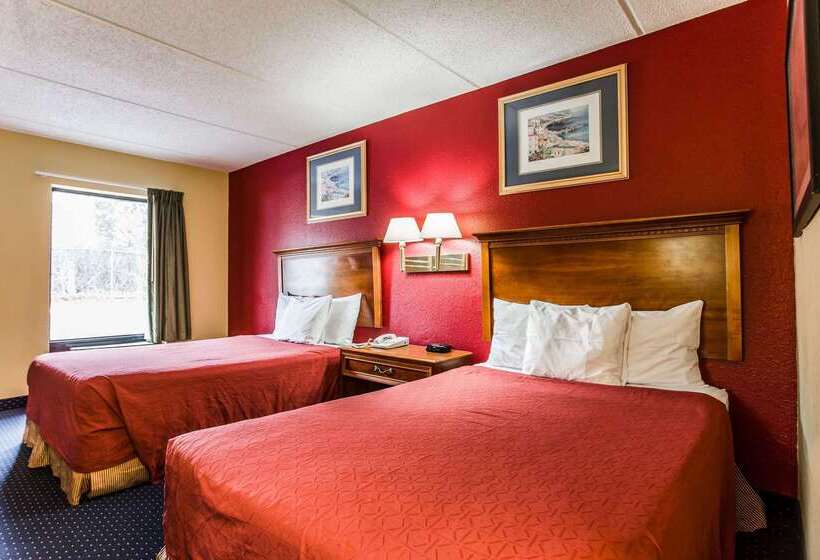 هتل Rodeway Inn Charlotte Downtown