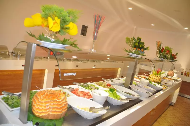 Sunshine Holiday Resort  All Inclusive