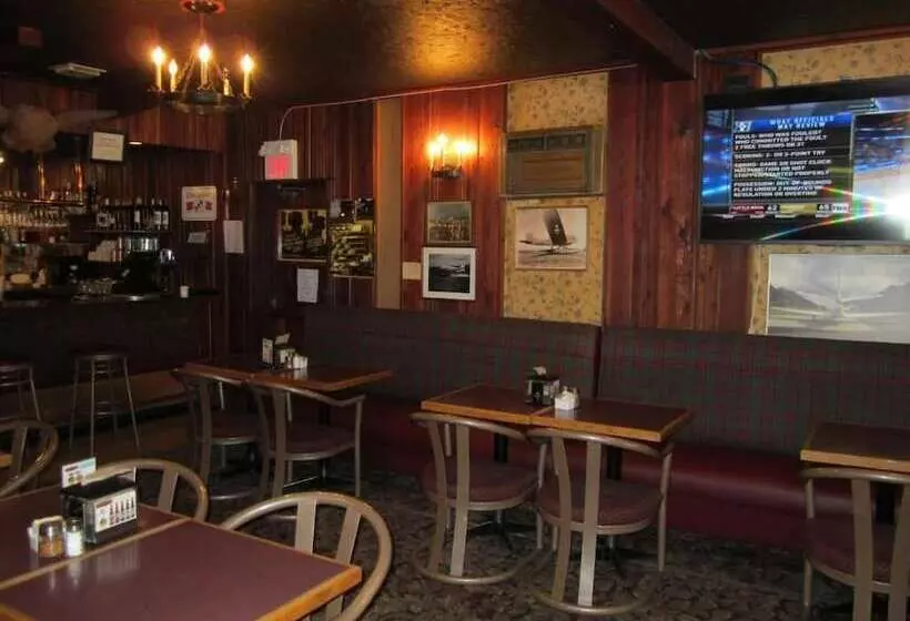 Hotelli Airport Chalet