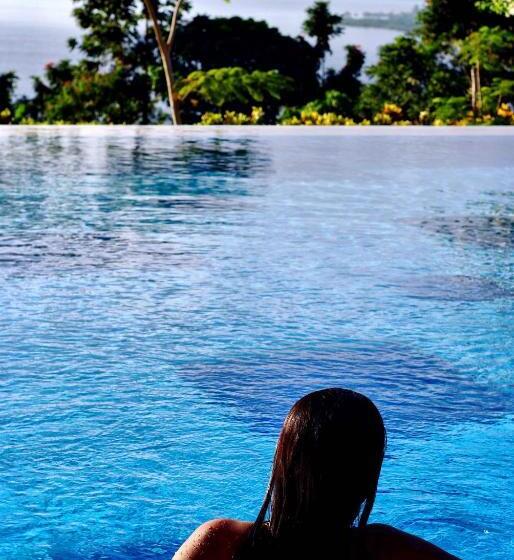 Aston Niu Manokwari Hotel & Conference Center