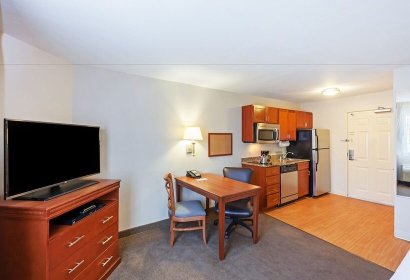 فندق Candlewood Suites El Paso, An Ihg