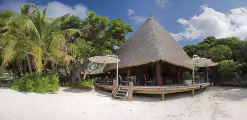 هتل Oure Lodge Beach Resort