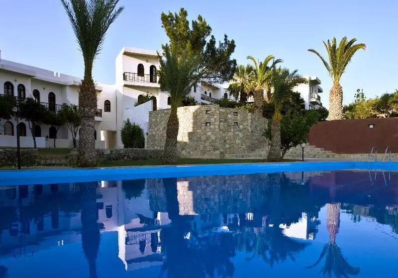 ホテル Porto Belissario