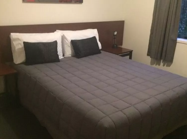 Hotelli Sherborne Motor Lodge
