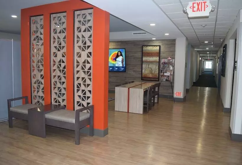 Candlewood Suites Houston I 10 East, An Ihg