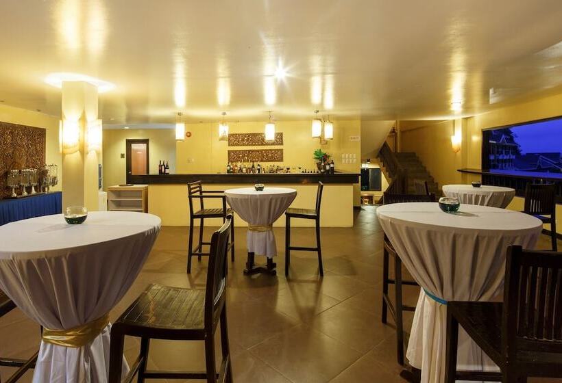 酒店 Alta Vista De Boracay