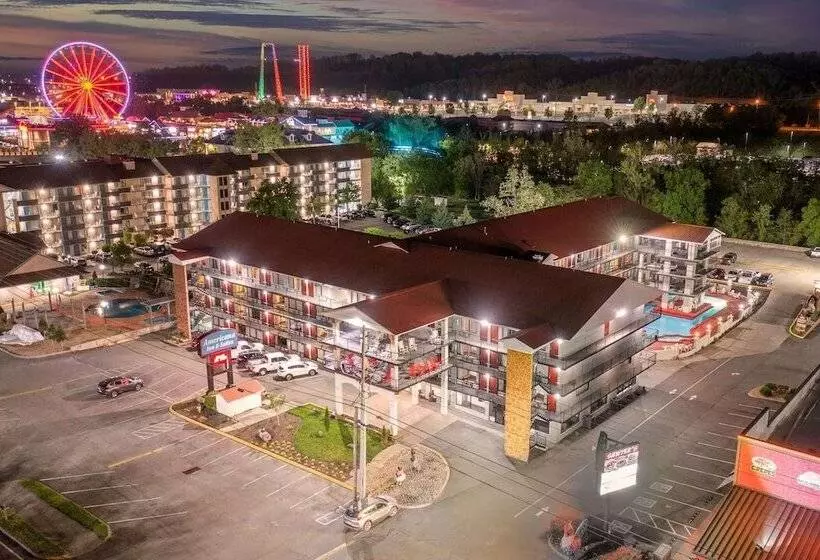 Отель Americana Inn A Travelodge By Wyndham