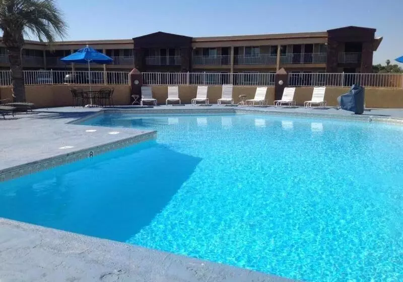 Отель Americas Best Value Inn Hanford