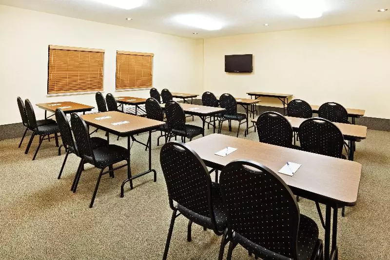 Отель Candlewood Suites Knoxville Airport Alcoa, An Ihg