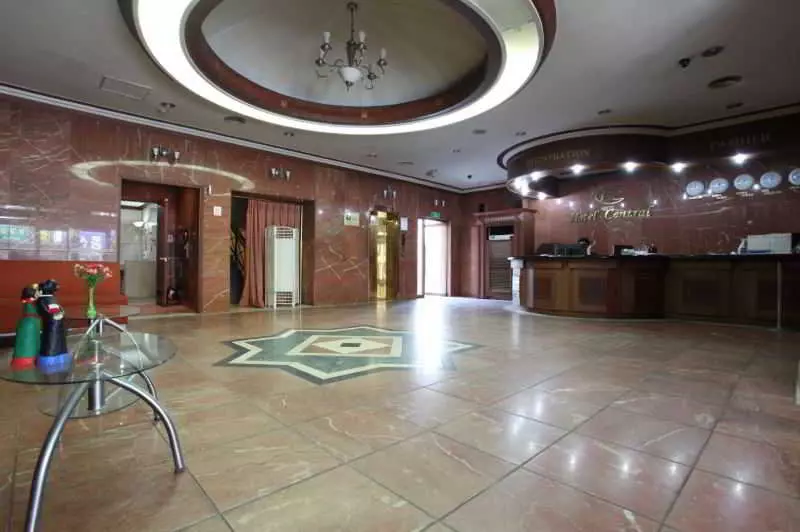 Hotelli Central