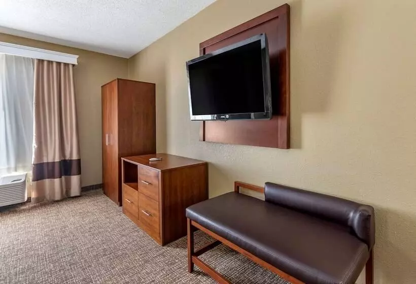 ホテル Comfort Inn & Suites El Dorado