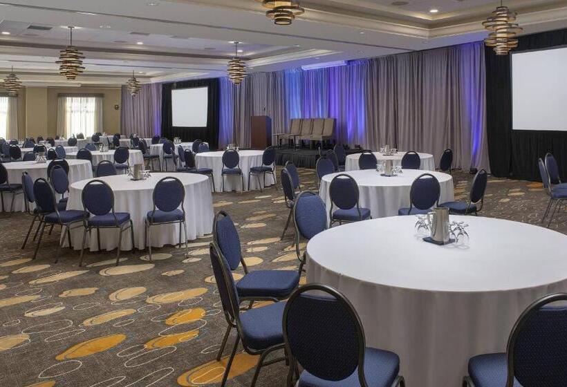 هتل Courtyard Tacoma Downtown