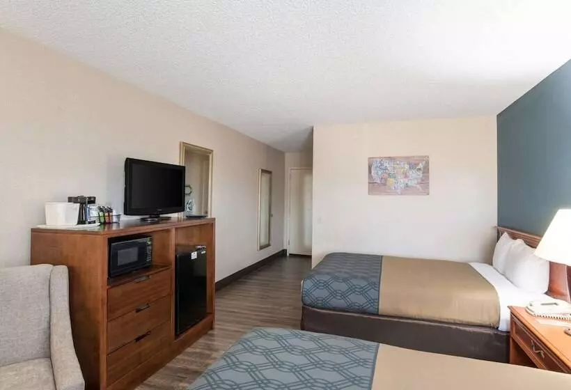 בית מלון כפרי Econo Lodge