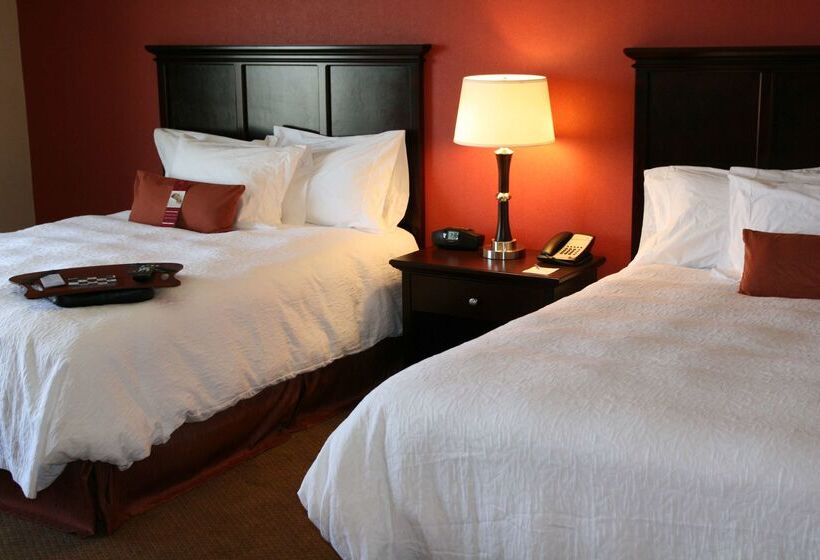 هتل Hampton Inn Las Vegas North Speedway