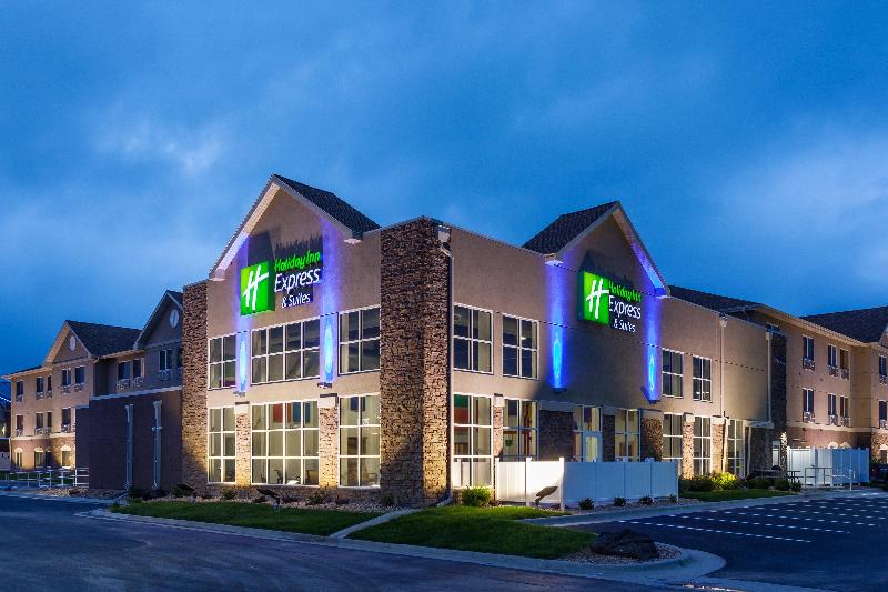 فندق Holiday Inn Express & Suites Rapid City, An Ihg