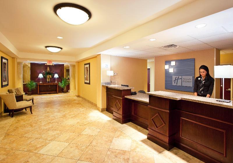 فندق Holiday Inn Express & Suites Niagara Falls, An Ihg