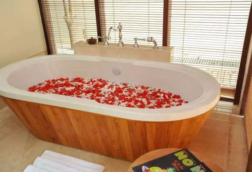 Hotel Komaneka At Rasa Sayang Ubud