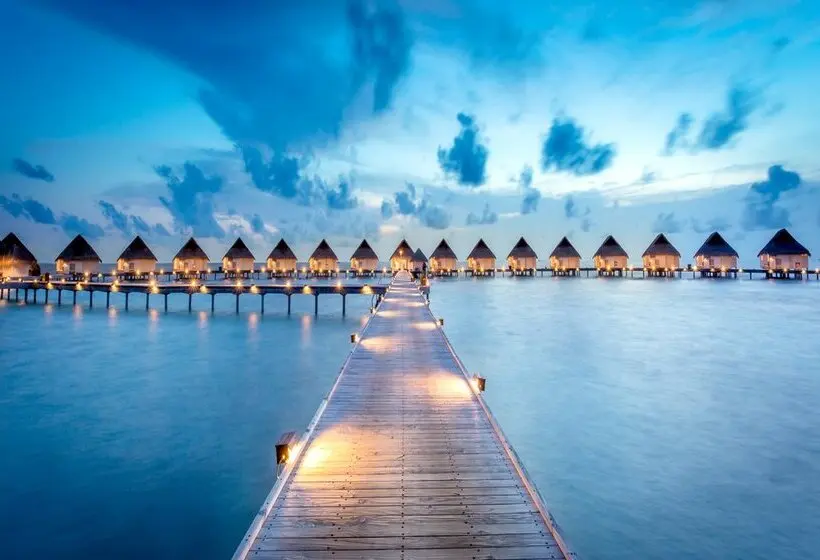 هتل Machchafushi Island Resort & Spa Maldives, The Centara Collection