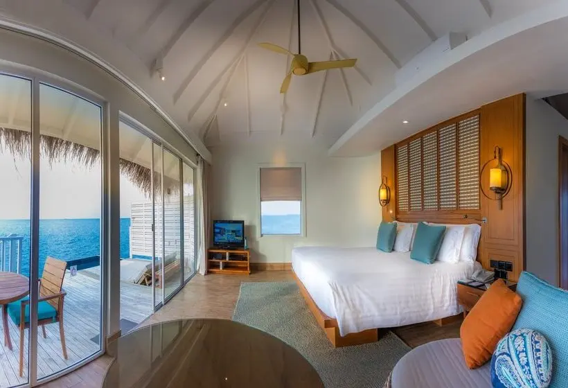 هتل Machchafushi Island Resort & Spa Maldives, The Centara Collection