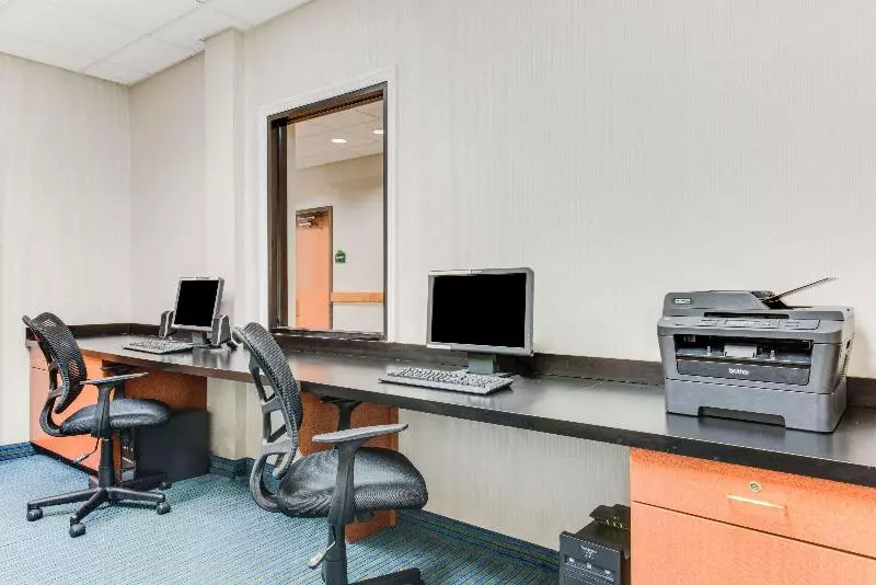 Отель Wingate By Wyndham York