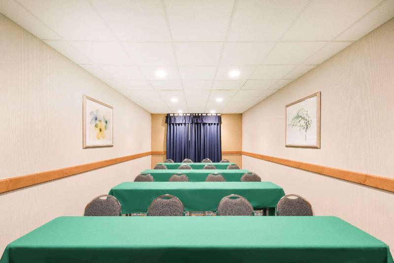 호텔 Wingate By Wyndham York