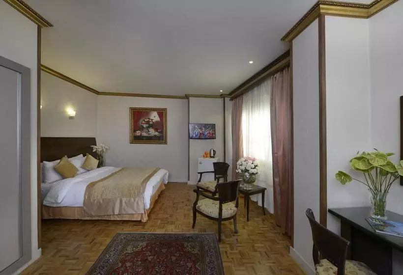 Ferdowsi International Grand Hotel