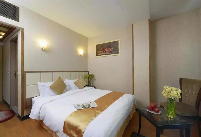 Ferdowsi International Grand Hotel