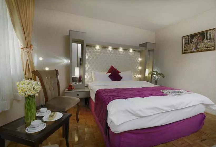 Ferdowsi International Grand Hotel