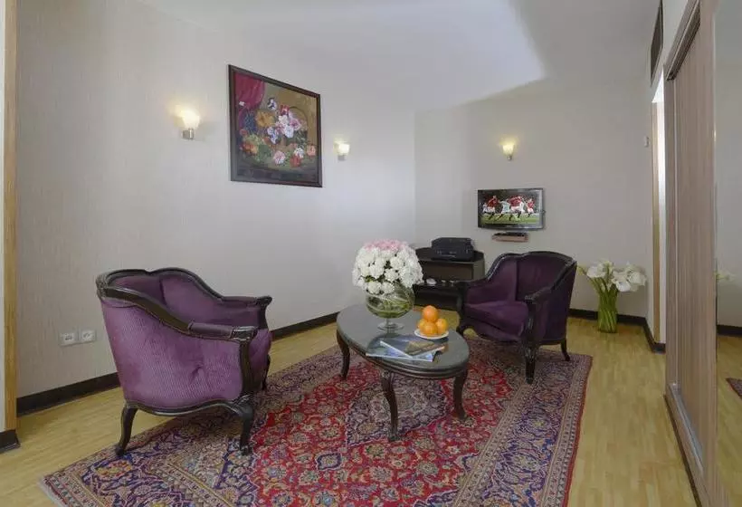 Ferdowsi International Grand Hotel