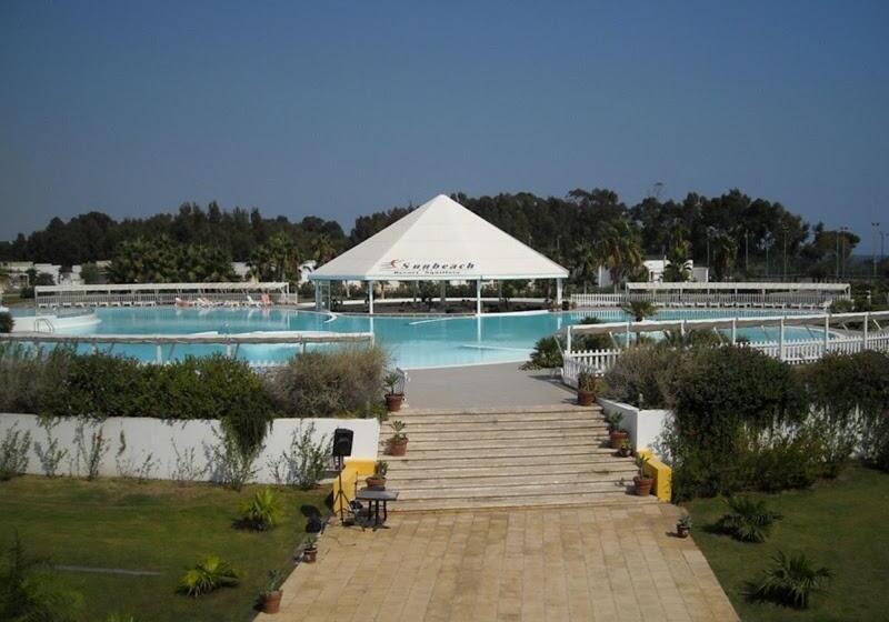 Отель Club Esse Sunbeach