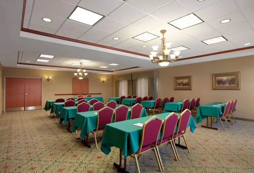 Отель Hampton Inn Canon City