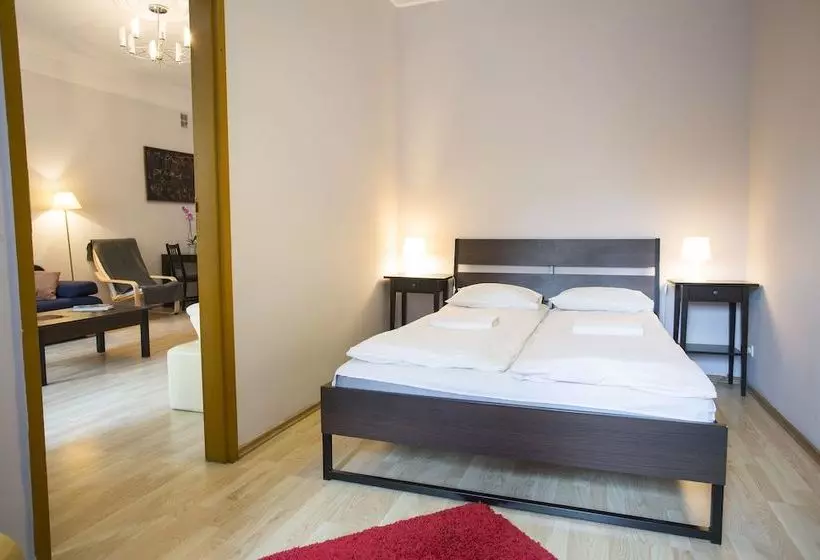 Old Town Apartments Warsaw