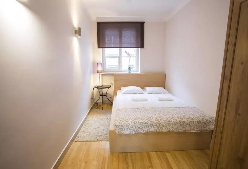 Old Town Apartments Warsaw