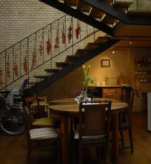 Hostel, Pokoje Gościnne Mleczarnia Ozonowane