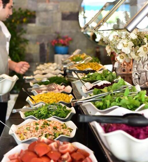 בית מלון כפרי Ayaz Aqua Beach