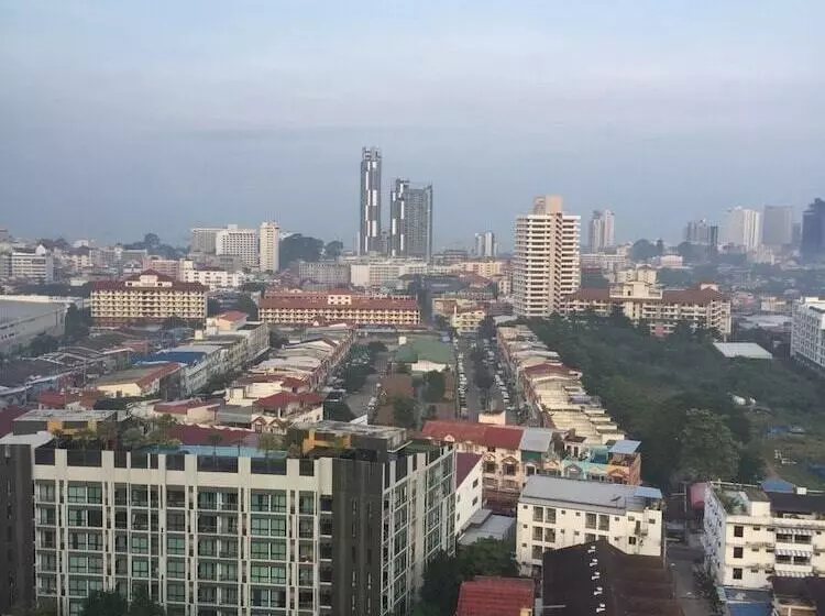 First Pacific Hotel And Convention