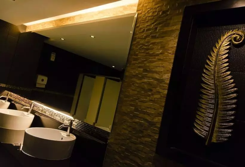 First Pacific Hotel And Convention