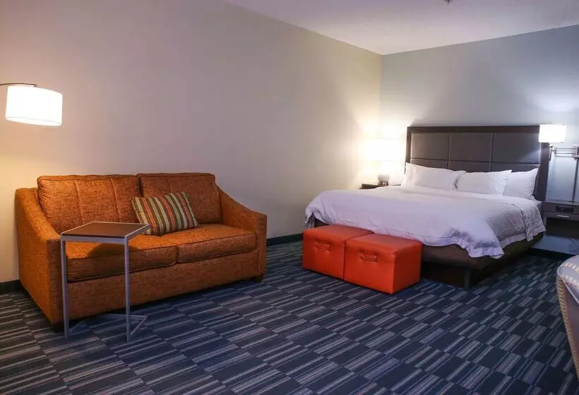 هتل Hampton Inn Kingsville