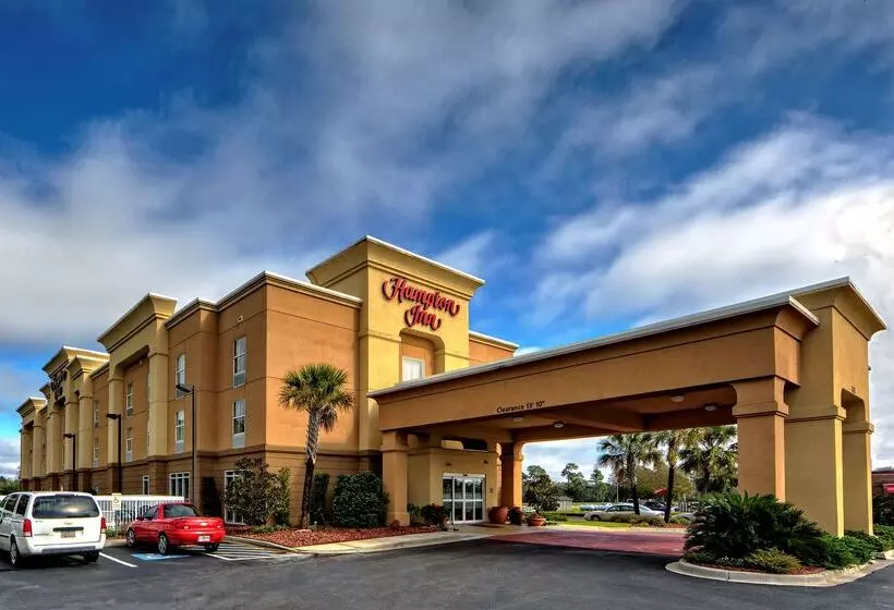 בית מלון כפרי Hampton Inn Manning