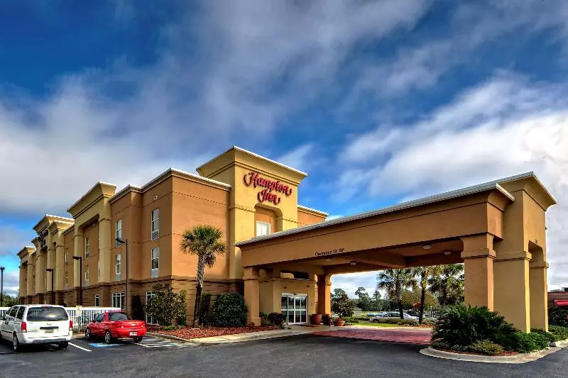 בית מלון כפרי Hampton Inn Manning