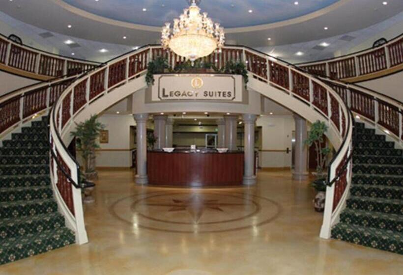 Отель Holiday Inn Express And Suites Bakersfield Central By Ihg