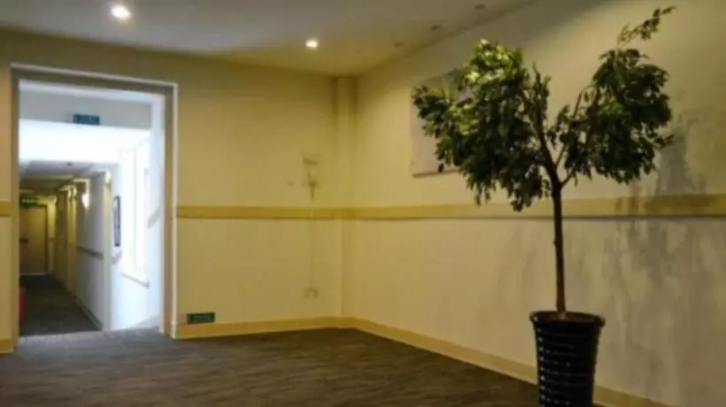 Hotel Jinjiang Inn Henan Museum Hutun Metro Station