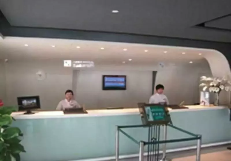 호텔 Jinjiang Inn Zhengzhou Train Station Erqi Sq Subway Station